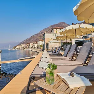 Aurora Hotel Lezzeno
