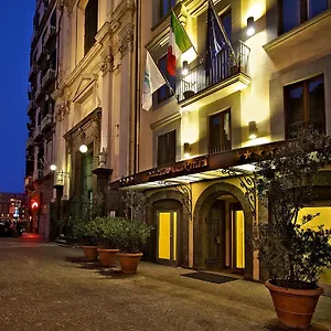 Palazzo Turchini 4*, Naples Italy